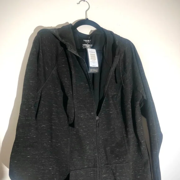 Torrid Activewear Jacket - Picture 2 of 3